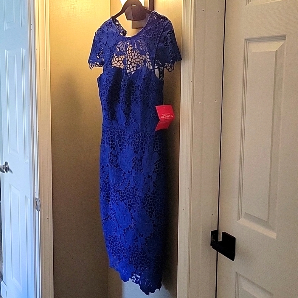 Paper Dolls blue lace dress size 8